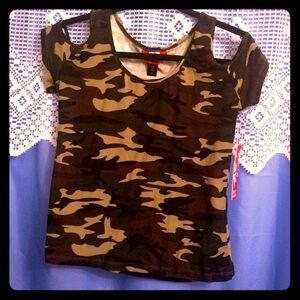 NWT Camouflage Cotton Top